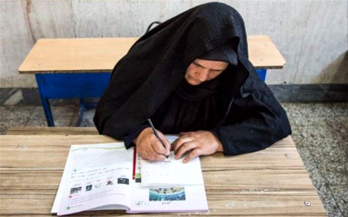 توسعه گفتمانی وایده‌پردازی‌ها در رهیافت‌های نوین سوادآموزی در نظر گرفته شود