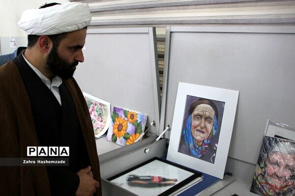 چهل و یکمین جشنواره فرهنگی هنری دانش‌آموزان برگزیده سراسر کشور در رشته هنرهای نمایشی و فیلم کوتاه در کانون سمیه شهرری
