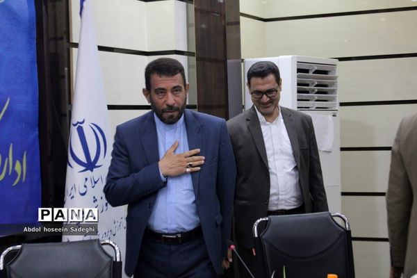 نشست هم‌اندیشی مدیران پژوهش‌سراهای دانش‌آموزی استان بوشهر