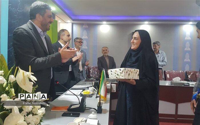 خبرگزاری پانا، نقش یک مرجعیت رسانه‌ای مهم در آموزش و پرورش را دارد