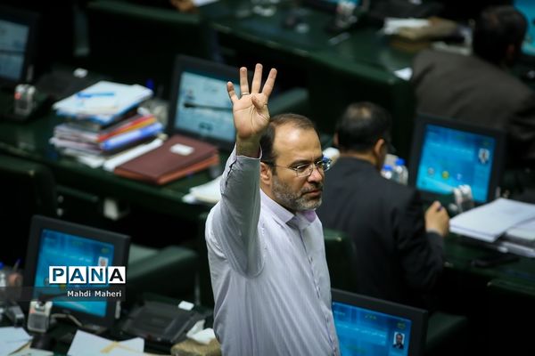 جلسه رای اعتماد مجلس به وزیرآموزش پرورش