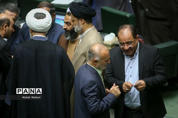 جلسه رای اعتماد مجلس به وزیرآموزش پرورش