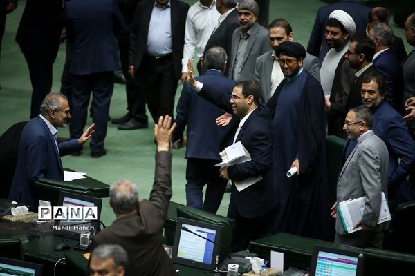 جلسه رای اعتماد مجلس به وزیرآموزش پرورش