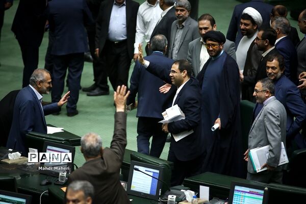 جلسه رای اعتماد مجلس به وزیرآموزش پرورش