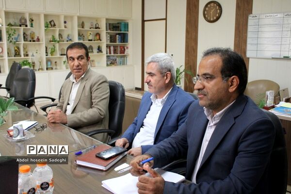 جلسه هماهنگی دوره آموزشی آخرین تغییرات کنکور در آموزش و پرورش استان بوشهر