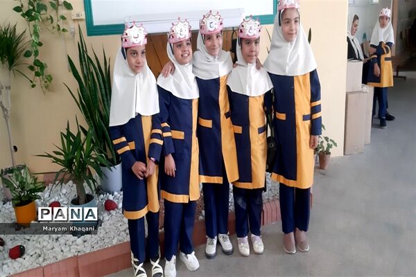 برگزاری جشن الفبا دانش‌آموزان ابتدایی ناحیه 3  شیراز