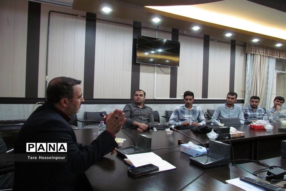 برگزاری کارگاه انتقال تجربه ویژه معلمان جوان ناحیه 3 شیراز