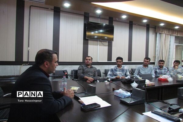 برگزاری کارگاه انتقال تجربه ویژه معلمان جوان ناحیه 3 شیراز