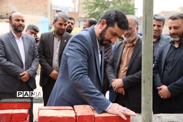 آئین افتتاح و خشت‌گذاری مدارس خیرساز در اسلامشهر