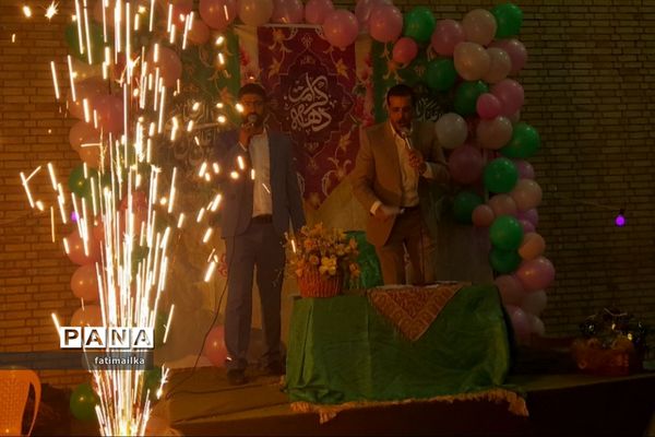 جشن بزرگ دهه کرامت در سالن ورزشی الزهرا شهرستان فیروزکوه