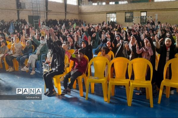 جشن بزرگ دهه کرامت در سالن ورزشی الزهرا شهرستان فیروزکوه