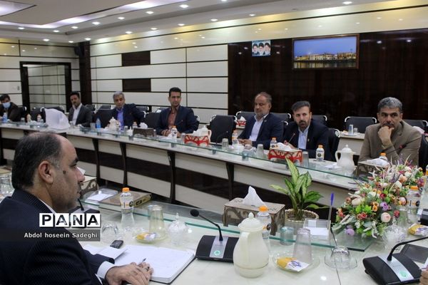 جلسه گروه بهبود کیفیت سواد‌آموزی آموزش و پرورش استان بوشهر