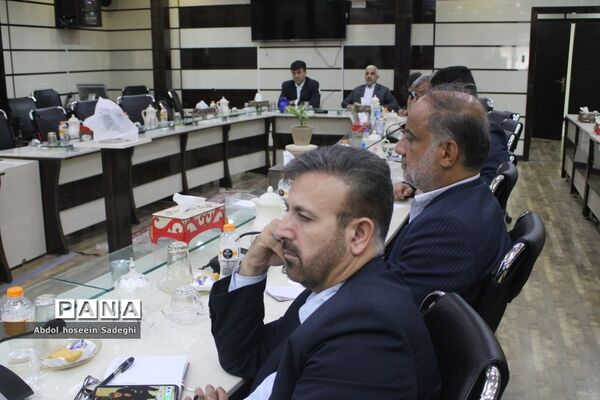 جلسه گروه بهبود کیفیت سواد‌آموزی آموزش و پرورش استان بوشهر