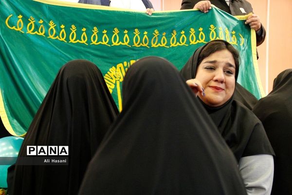 کاروان زیر سایه خورشید در ارومیه