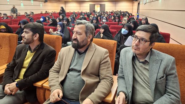  جلسه توانمندسازی مدیران مدارس ابتدایی در منطقه ۱۴