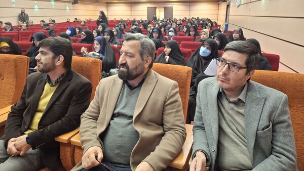  جلسه توانمندسازی مدیران مدارس ابتدایی در منطقه ۱۴