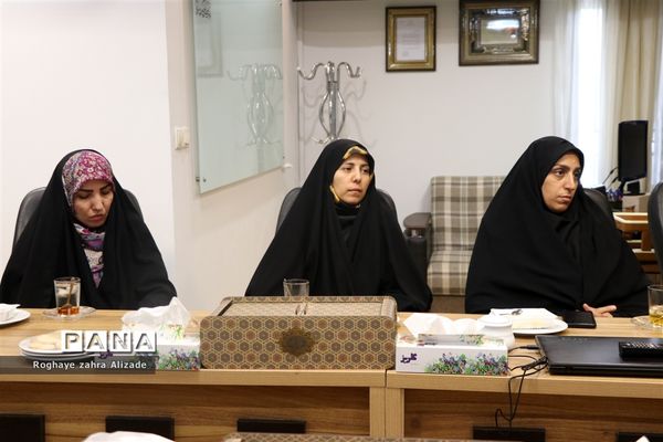 بازدید معاون پرورشی و فرهنگی ادره کل آموزش و پرورش خراسان  از خبرگزاری رضوی