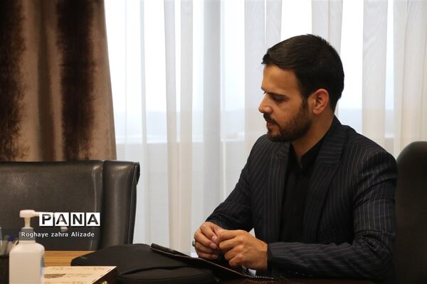 بازدید معاون پرورشی و فرهنگی ادره کل آموزش و پرورش خراسان  از خبرگزاری رضوی