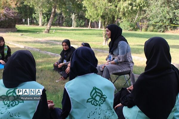برگزاری کلاس رسانه در دل طبیعت در اردوی استانی یاور‌مربیان شهرستان‌های استان‌ تهران