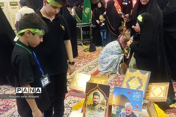 اجتماع  و عزاداری سربازان ظهور امام زمان(عج) در حرم مطهر احمد ابن موسی (ع)