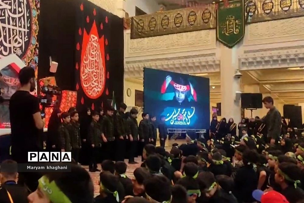 اجتماع  و عزاداری سربازان ظهور امام زمان(عج) در حرم مطهر احمد ابن موسی (ع)