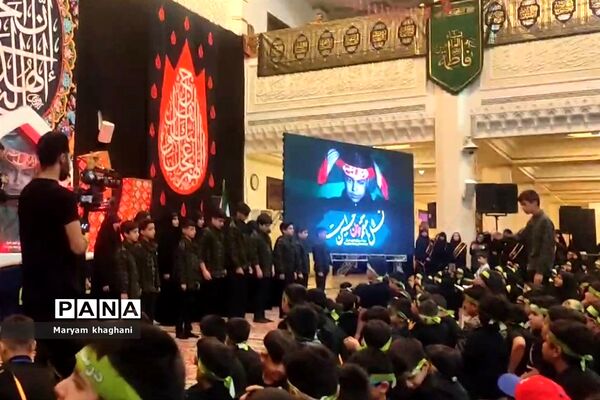 اجتماع  و عزاداری سربازان ظهور امام زمان(عج) در حرم مطهر احمد ابن موسی (ع)