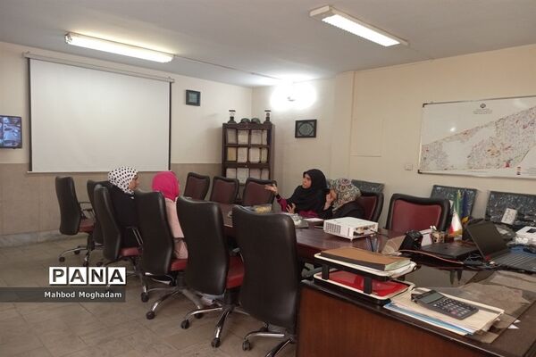 برگزاری کلاس‌های آموزش خبرنگاری در اداره آموزش پرورش منطقه ۱۳ تهران