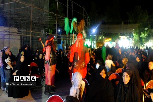اجرای نمایش مذهبی اسیران عشق در شهرستان پیشوا