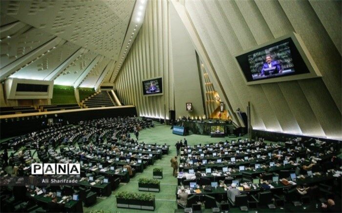 وزرای کشور و راه و شهرسازی به مجلس می‌روند