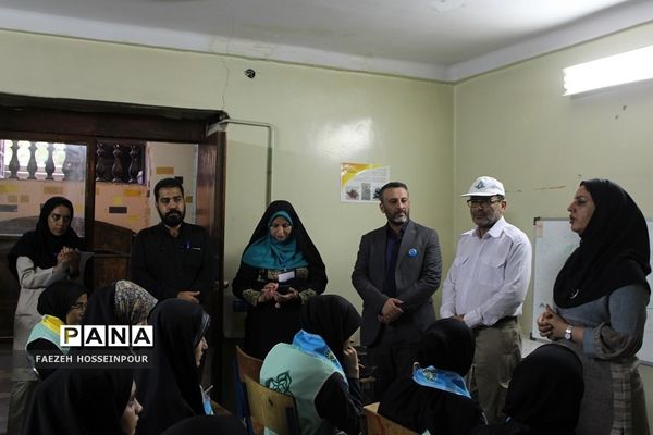 بازدید مدیر آموزش و پرورش اسلامشهر از اردوی استانی یاور‌مربیان دختر شهرستان‌های استان تهران