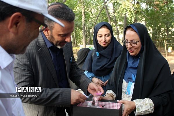 بازدید مدیر آموزش و پرورش اسلامشهر از اردوی استانی یاور‌مربیان دختر شهرستان‌های استان تهران