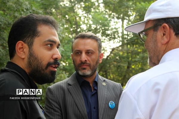 بازدید مدیر آموزش و پرورش اسلامشهر از اردوی استانی یاور‌مربیان دختر شهرستان‌های استان تهران