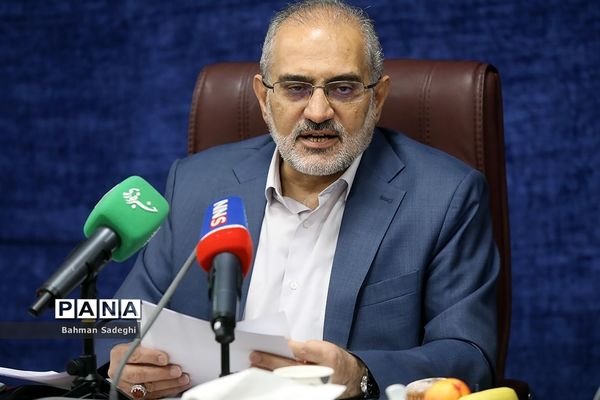 نشست خبری  معاون پارلمانی رئیس جمهور