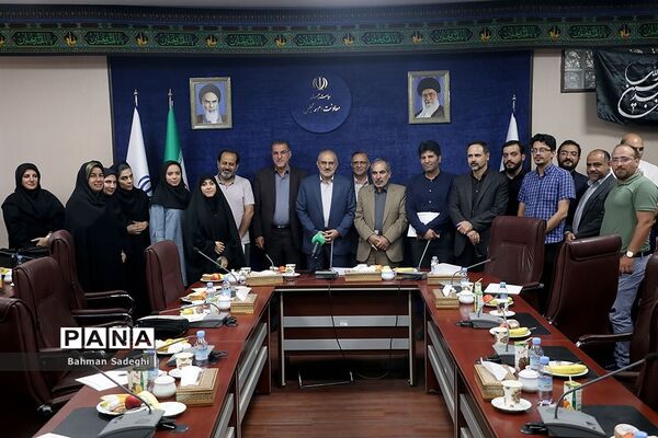 نشست خبری  معاون پارلمانی رئیس جمهور
