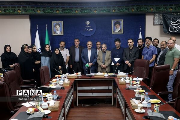 نشست خبری  معاون پارلمانی رئیس جمهور