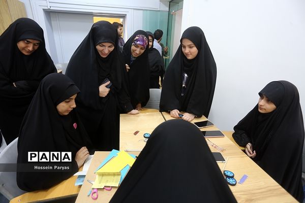بوت کمپ خانه خلاق آینده سازان