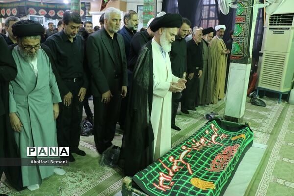مراسم تشییع خیّر مدرسه‌ساز «سید‌محمود برقعی»