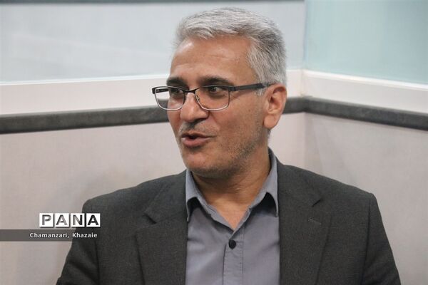 بازدید معاون سوادآموزی خراسان‌رضوی به‌مناسبت روز خبرنگار از سازمان آگهی‌های روزنامه  خراسان