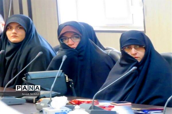 آیین تجلیل از اعضای فعال مدارس مجری طرح تیم پیشرفت مدرسه کانون بسیج فرهنگیان