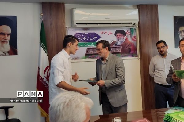 تجلیل از خبرنگاران فعال شهرستان‌های شهریار، ملارد و قدس