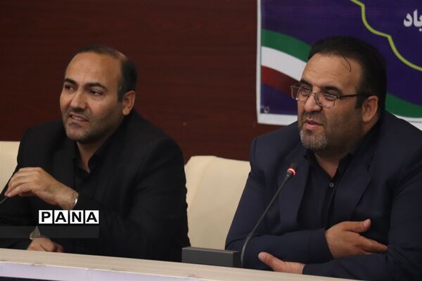 نشست خبری فرماندار سراب