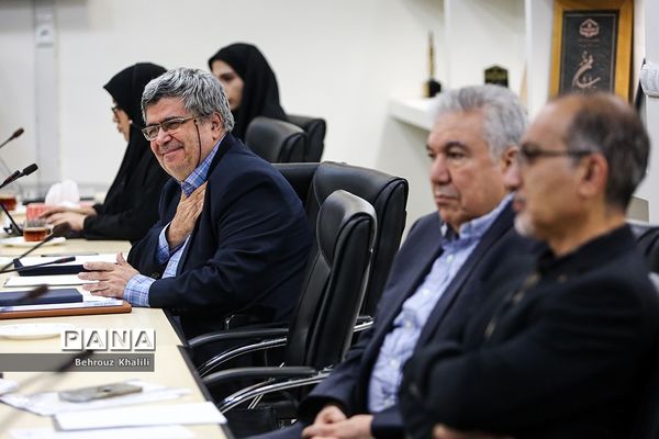 جلسه هیات مدیره جامعه خیرین مدرسه ساز کشور