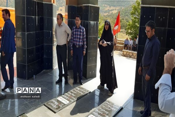 آیین افتتاحیه اردوهای راهیان نور دانش‌آموزی مناطق عملیاتی غرب و شمال غرب کشور