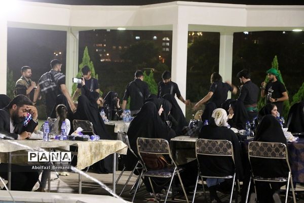 دورهمی اعضای خانه مطبوعات قم