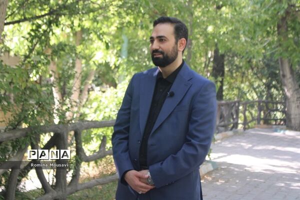 بازدید معاون امور جوانان وزارت ورزش و جوانان از اردوی طلایه‌داران فردا در تبریز