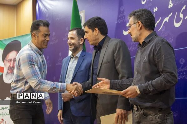 مراسم گرامیداشت روز خبرنگار در محلات