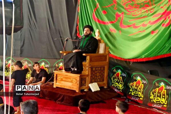 برگزاری یادواره شهدا در شهرستان خاتم