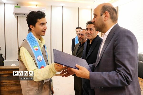 آئین تجلیل از خبرنگاران فعال ناحیه سه مشهد مقدس