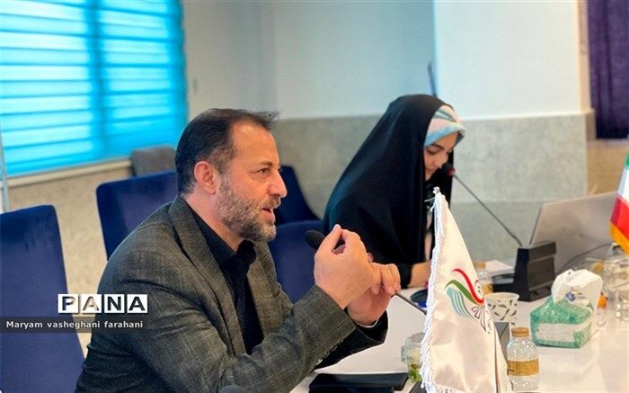 اولین همایش رابطین خبری مدارس منطقه ۲ برگزار شد