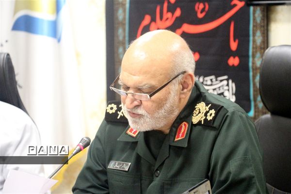 بازدید فرمانده سپاه پاسداران انقلاب اسلامی خراسان رضوی از مرکز صدا‌و‌سیمای استان